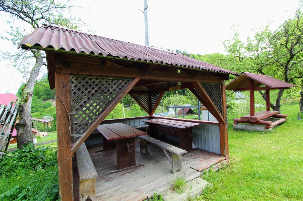 Cottage "Karpatske Shale" Yaremche Eksteriør billede